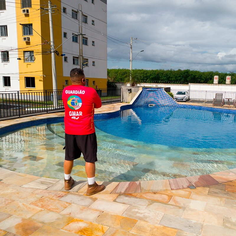 Guardião de piscinas